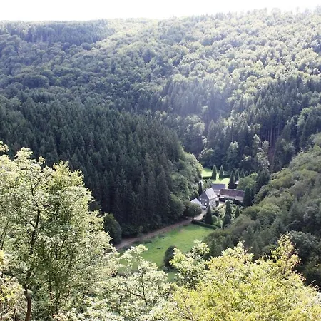 With 3 Bedrooms Holiday home