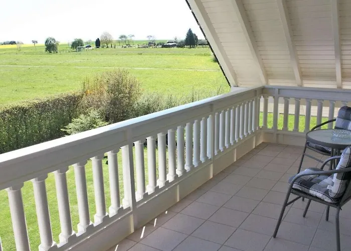 With 3 Bedrooms Hébergement de vacances