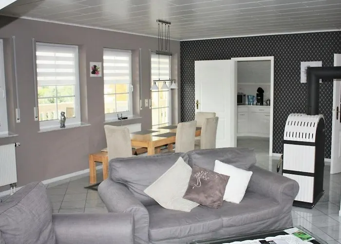 With 3 Bedrooms Hébergement de vacances