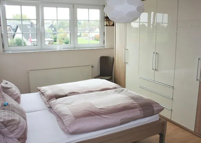 With 3 Bedrooms Prázdninový dům Kordorf