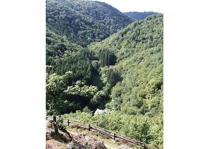 With 3 Bedrooms Hébergement de vacances Kordorf